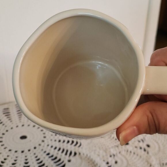 EUC Rae Dunn Coffee Mug - "BEAUTY" - Picture 4 of 4